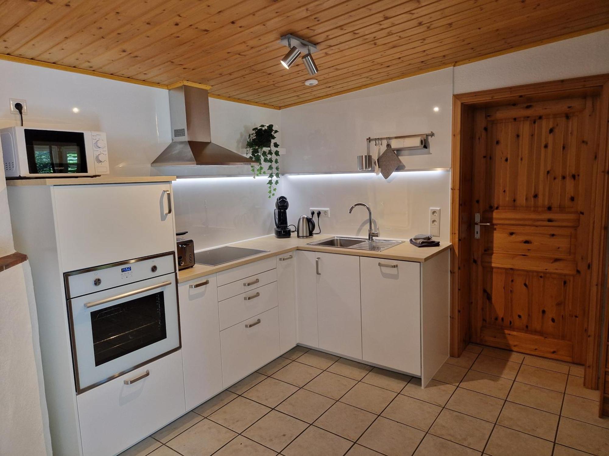 Ferienhaus Berghausen Am Hennesee Мешеде Екстериор снимка