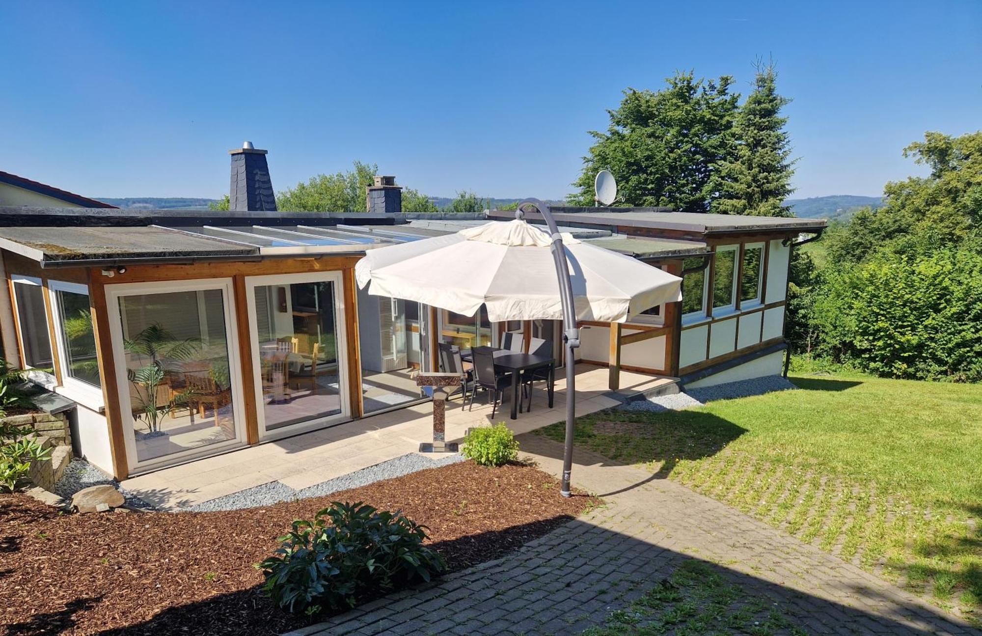Ferienhaus Berghausen Am Hennesee Мешеде Екстериор снимка