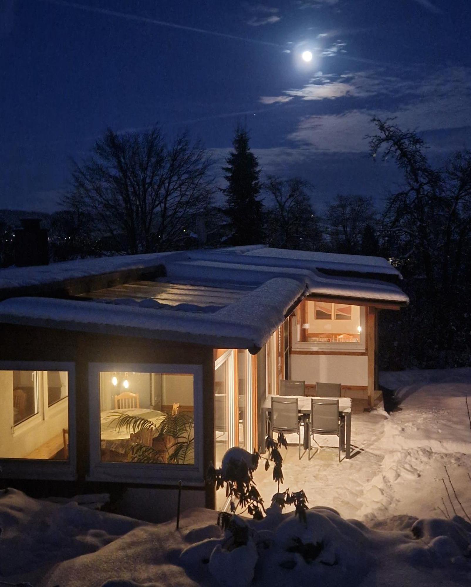 Ferienhaus Berghausen Am Hennesee Мешеде Екстериор снимка